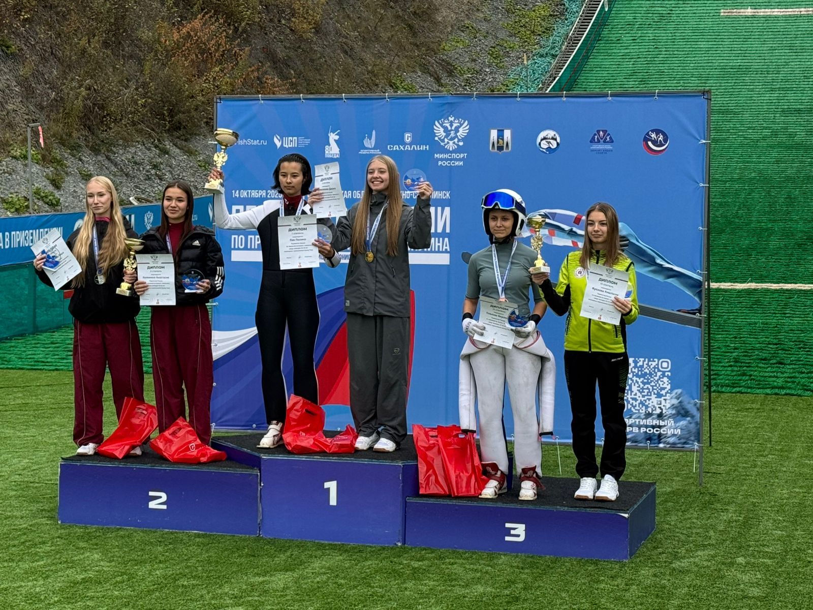 Микст и супертим на Первенстве России в Южно-Сахалинске